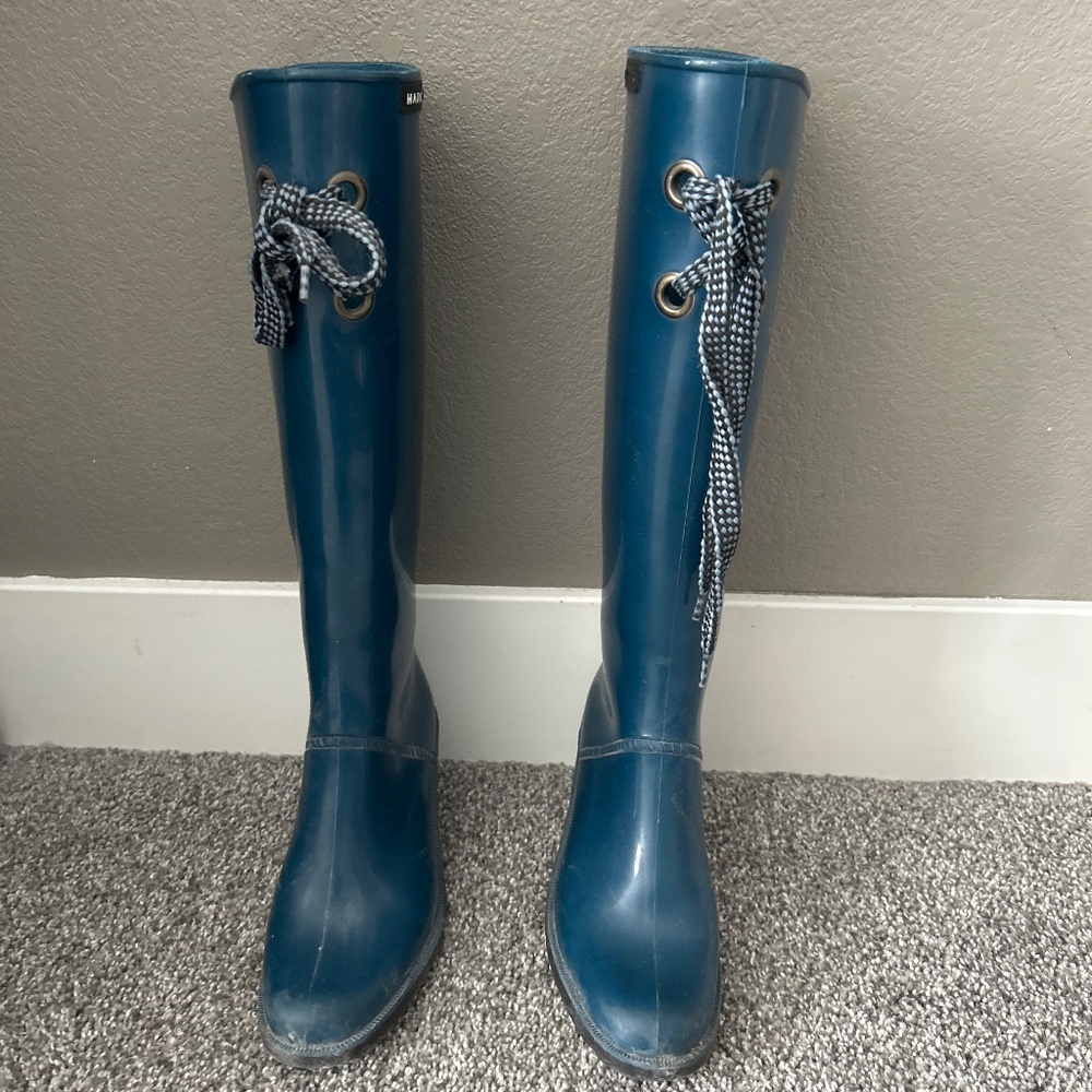 Rain boots